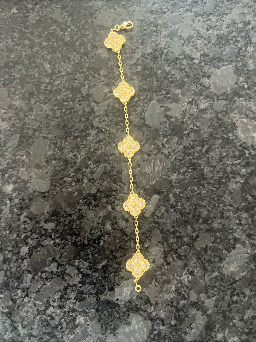 Delicate Gold Clover Motif Bracelet for Women